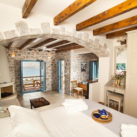 Petra Boutique Homes Arginonda 外观 照片