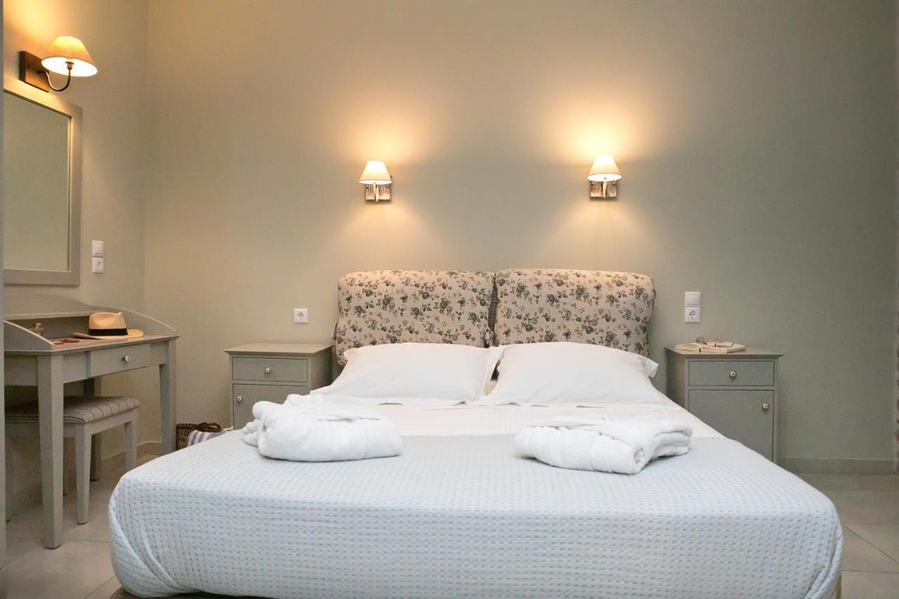 Petra Boutique Homes Arginonda 外观 照片